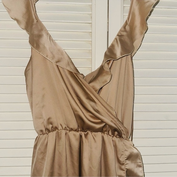 Show Me Your Mumu Samantha Ruffle Wrap Dress - Picture 7 of 8